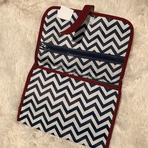 NWT jewelry toiletries travel organizer